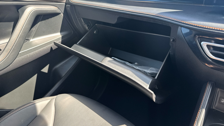 MG HS 1.5 T-GDI Trophy 5dr Petrol Hatchback